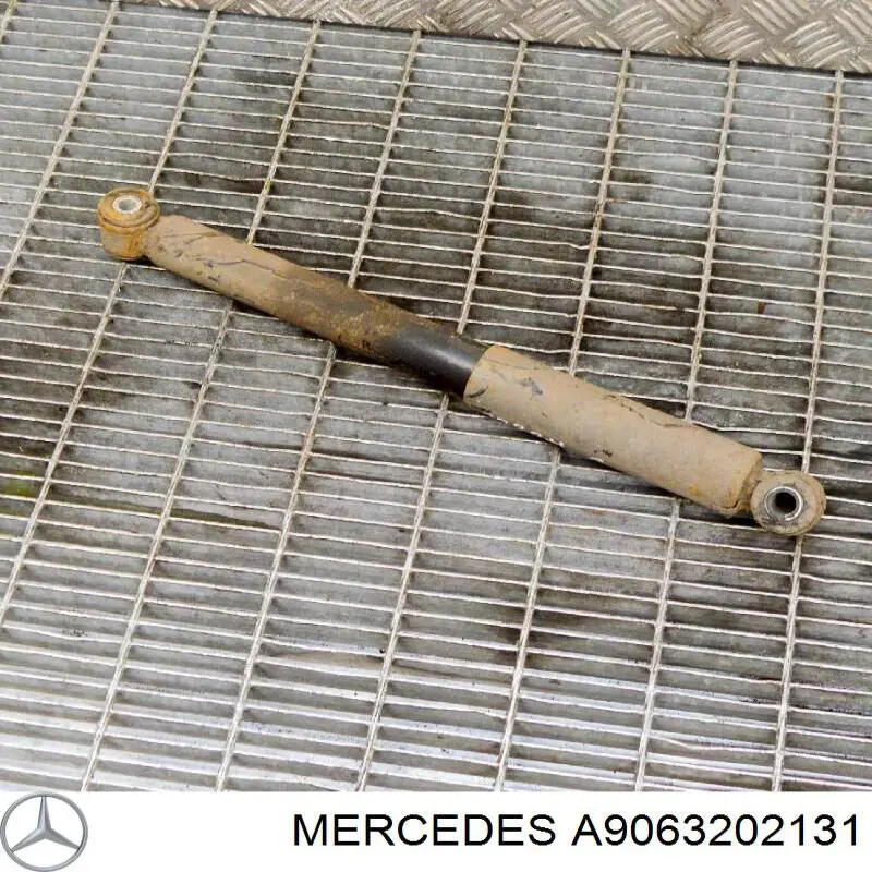 A9063202131 Mercedes Amortyzator tylny