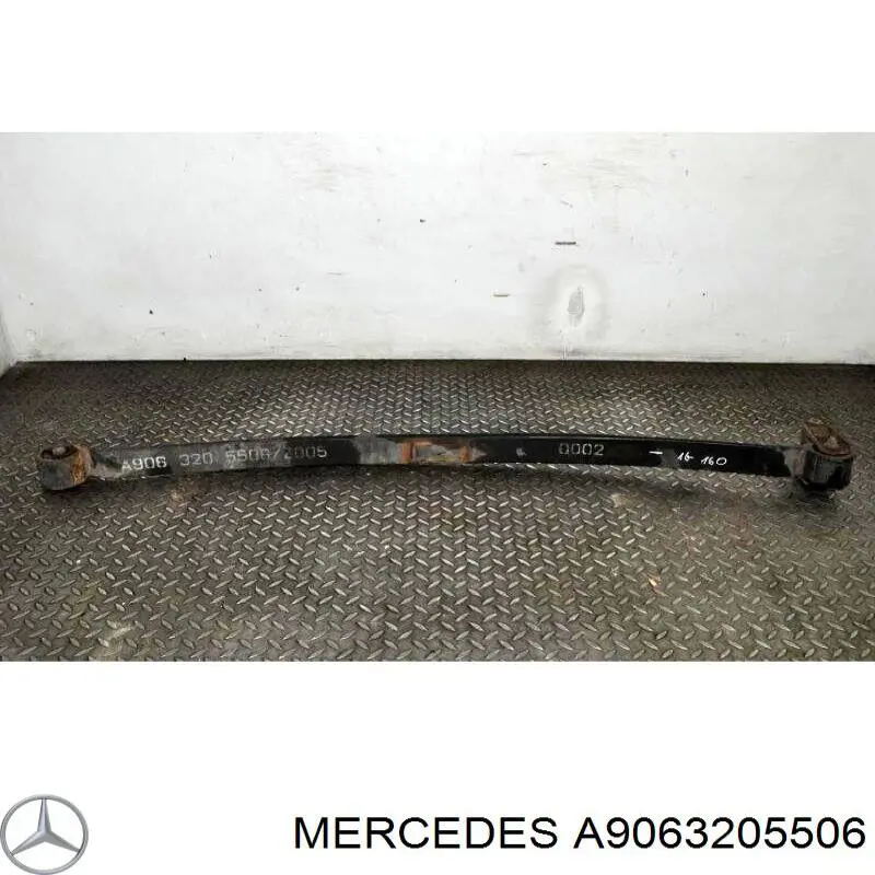 A9063205506 Mercedes Resor tylny