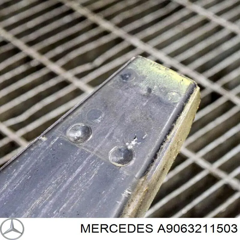 Resor przedni Mercedes A9063211503