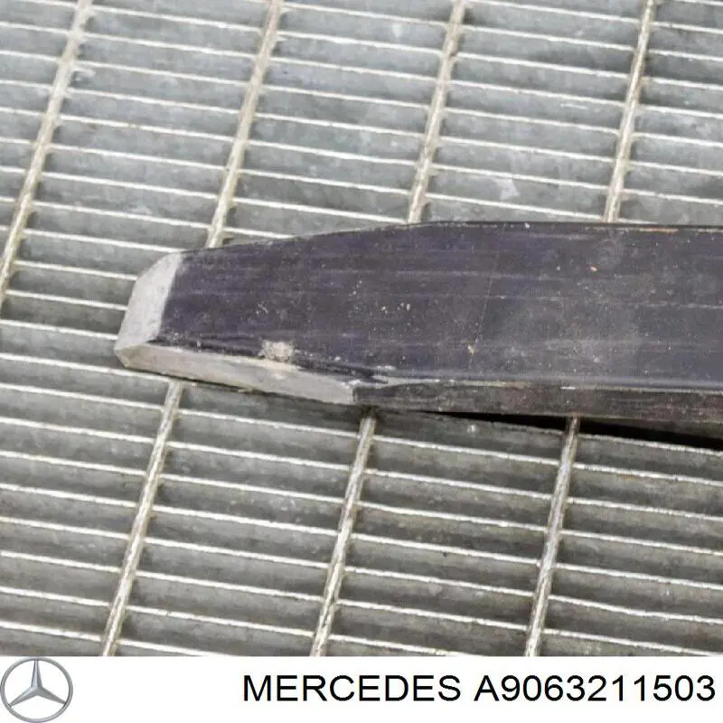 Resor przedni A9063211503 Mercedes