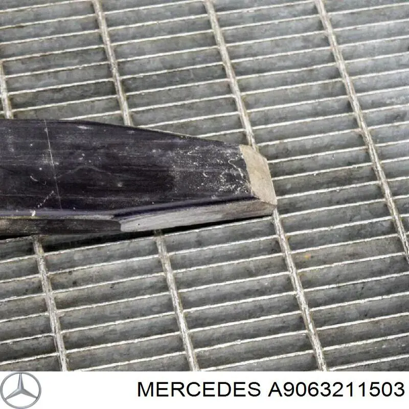 A9063211503 Mercedes Resor przedni