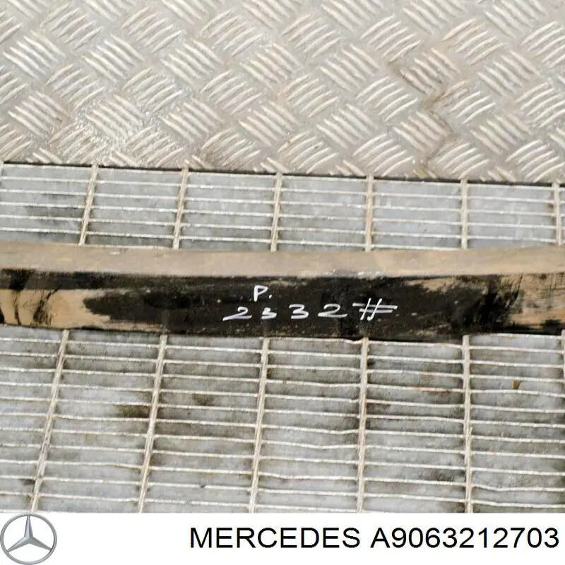 Do koszyka A9063212703 Mercedes Resor przedni