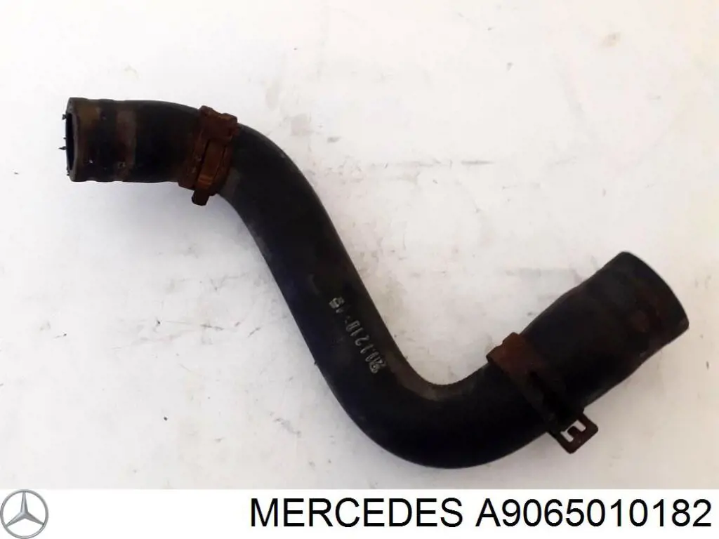 Przewód (króciec) chłodnicy górny Mercedes A9065010182 cena, od 16,15 USD
