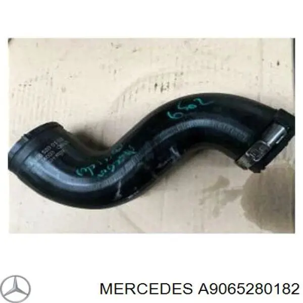 Przewód (króciec) intercoolera Mercedes A9065280182 cena, od 24,48 USD
