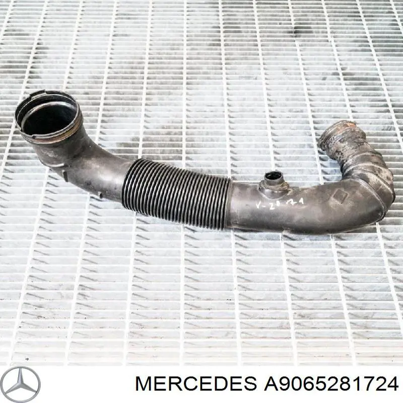 Króciec powietrza, wylot filtra powietrznego Mercedes A9065281724 cena, od 59,59 USD