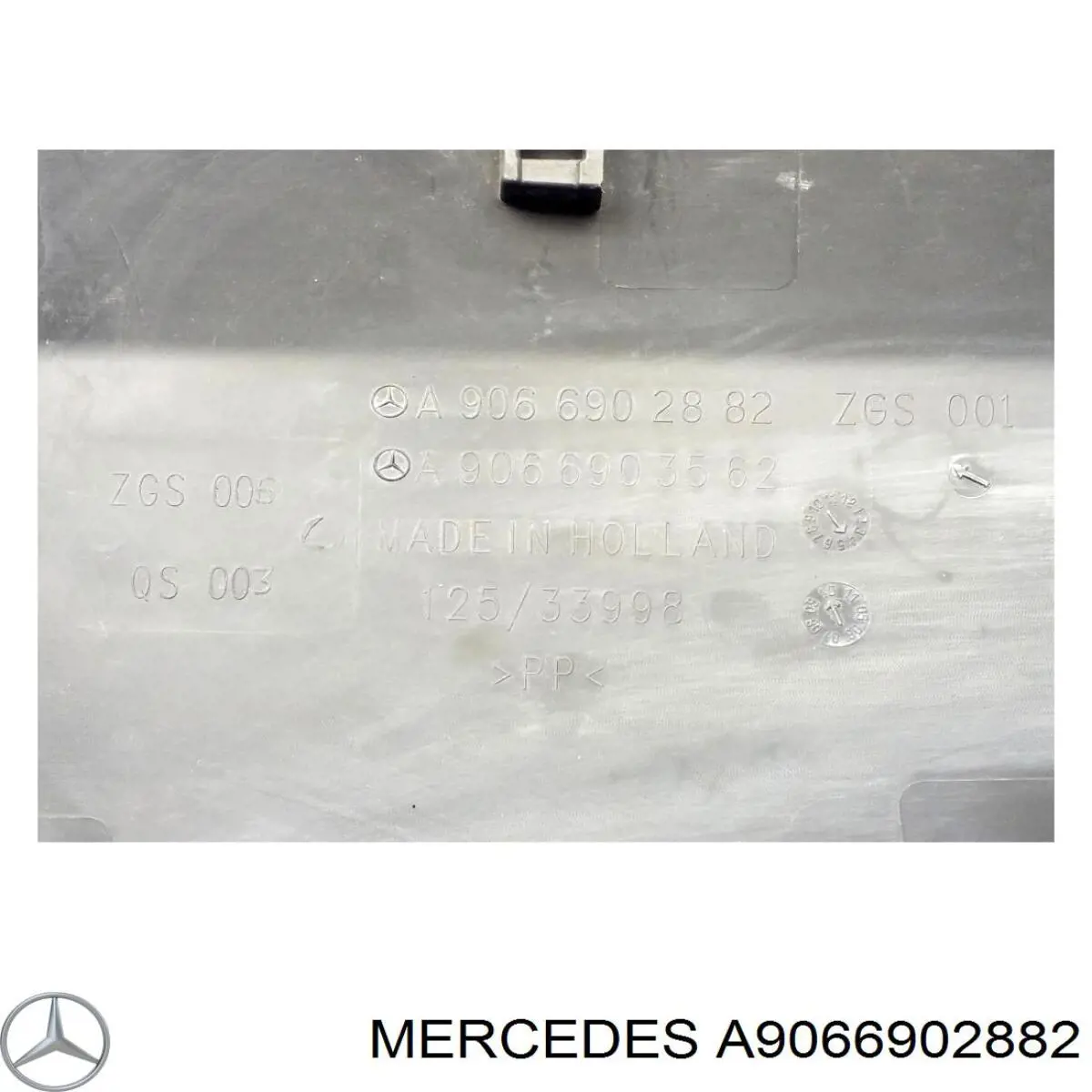 Listwa ochronna błotnika tylnego prawego Mercedes A9066902882 cena, od 51,08 USD