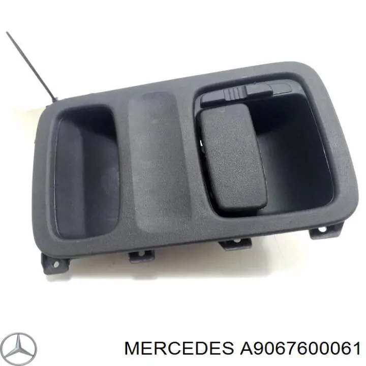 Do koszyka A9067600061 Mercedes Klamka drzwi tylnych (skrzydłowych) prawa wewnętrzna