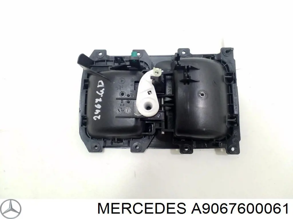 A9067600061 Mercedes Klamka drzwi tylnych (skrzydłowych) prawa wewnętrzna