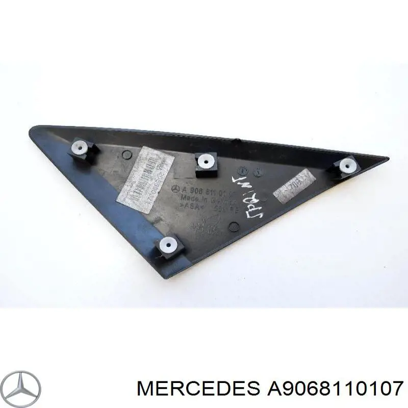 Wspornik mocowania lusterka wstecznego prawy Mercedes A9068110107 cena, od 13,96 USD