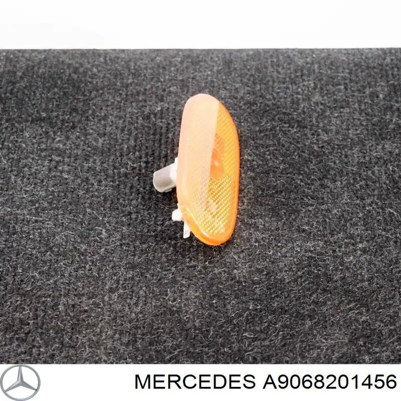 Lampa pozycyjna boczna (furgon) Mercedes A9068201456 cena, od 18,50 USD