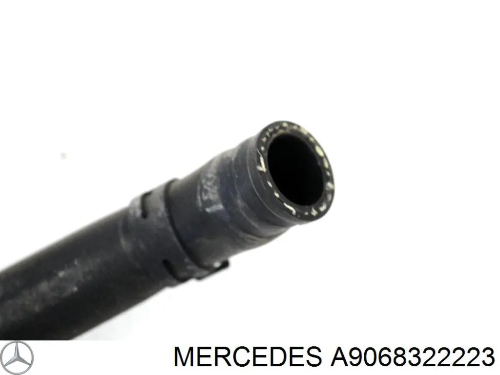 A9068322223 Mercedes Przewód (króciec) układu chłodzenia