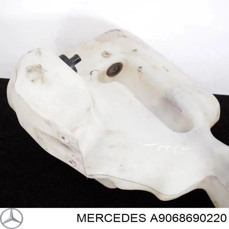 Zbiorniczek spryskiwacza szyb VAG 9068690220 cena, od 49,37 USD