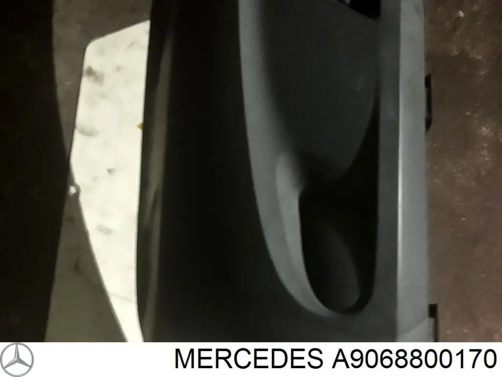 A9068800170 Mercedes Zderzak przedni