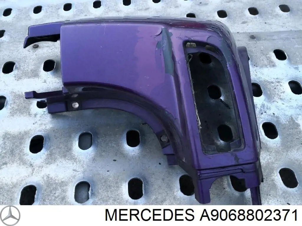 Zderzak tylny, prawa część Mercedes A9068802371 cena, od 25,70 USD