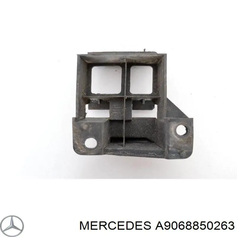 A9068850263 Mercedes Wspornik zderzaka przedniego prawy