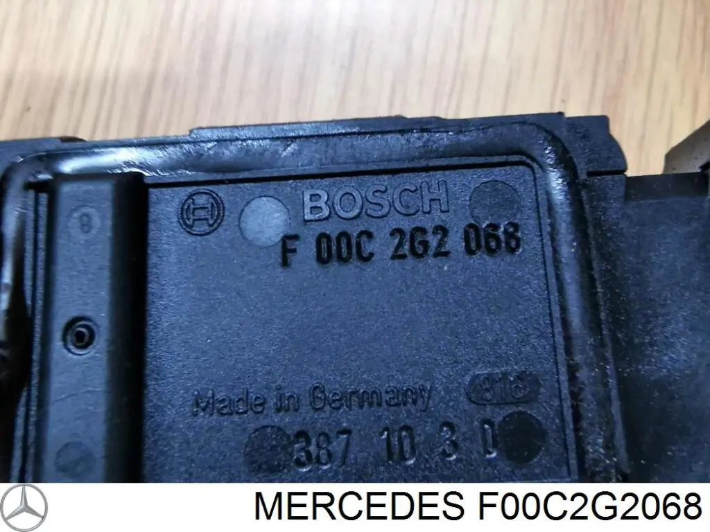 Czujnik przepływu powietrza, przepływomierz powietrza M.A.F. Mercedes F00C2G2068 cena, od 49,66 USD
