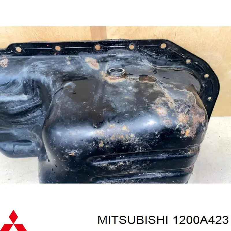 Miska olejowa silnika Mitsubishi 1200A423 cena, od 258,21 USD