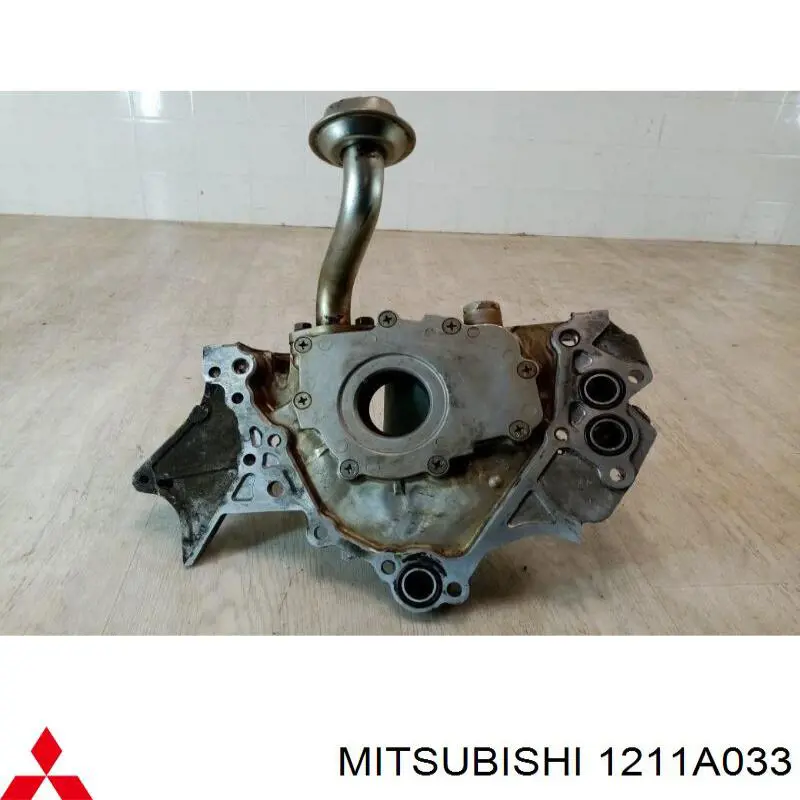 1211A033 Mitsubishi Pompa oleju