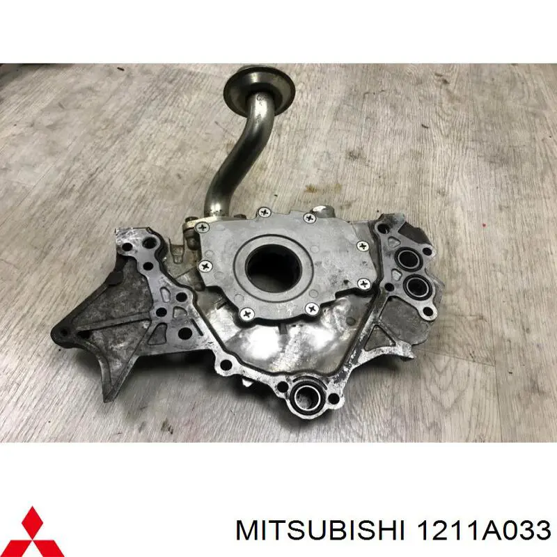 Pompa oleju Mitsubishi 1211A033 cena, od 168,74 USD