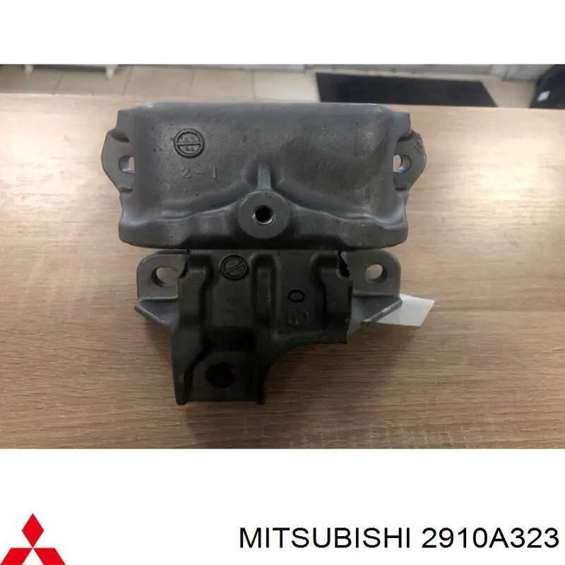 2910A323 Mitsubishi Poduszka (podpora) silnika lewa