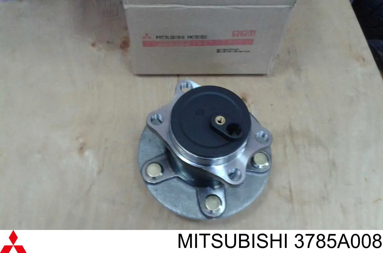 Piasta tylna Mitsubishi 3785A008 cena, od 74,07 USD