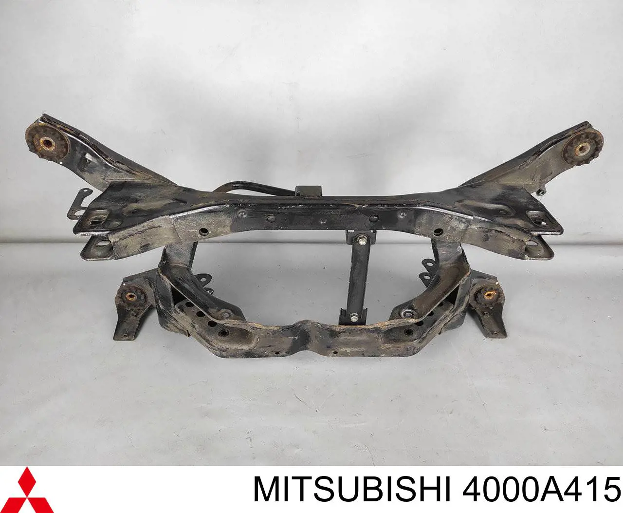Korpus osi przedniej Mitsubishi 4000A415 cena, od 185,02 USD