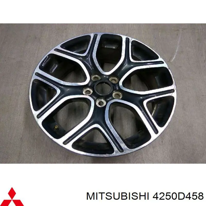 4250D458 Mitsubishi Felgi kół odlewane (lekkostopowe, tytanowe)