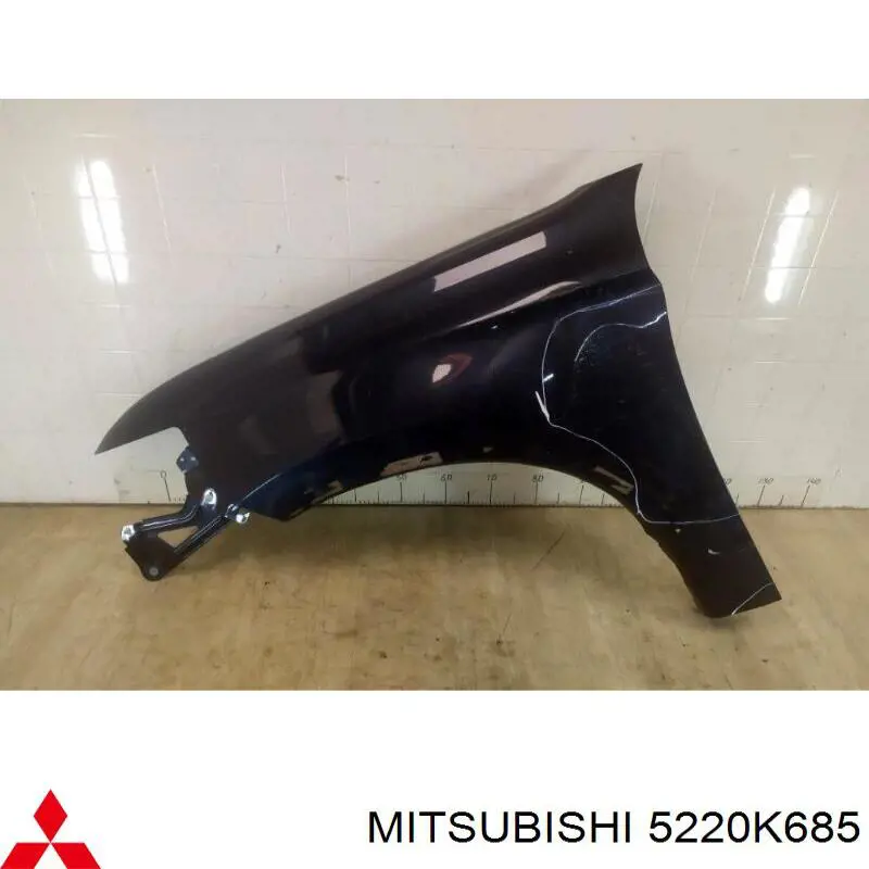 Do koszyka 5220K685 Mitsubishi Błotnik przedni lewy