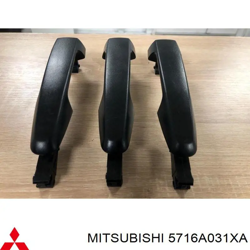 Klamka drzwi przednich zewnętrzna Mitsubishi 5716A031XA cena, od 45,97 USD