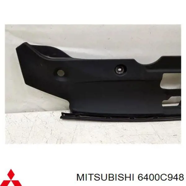 6400C948 Mitsubishi Kierownica powietrza/deflektor chłodnicy górna