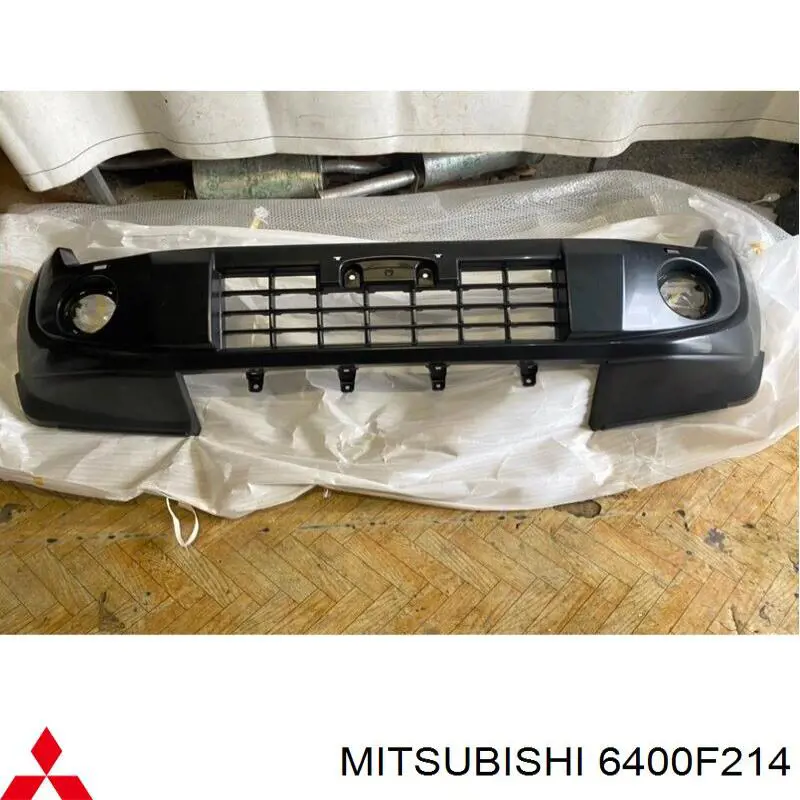 Zderzak przedni Mitsubishi 6400F214 cena, od 200,10 USD