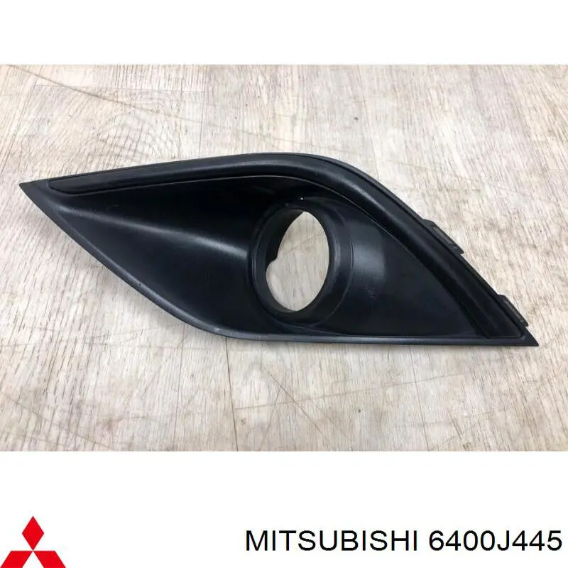 Obrzeże lampy przeciwmgielnej lewej Mitsubishi 6400J445 cena, od 19,44 USD