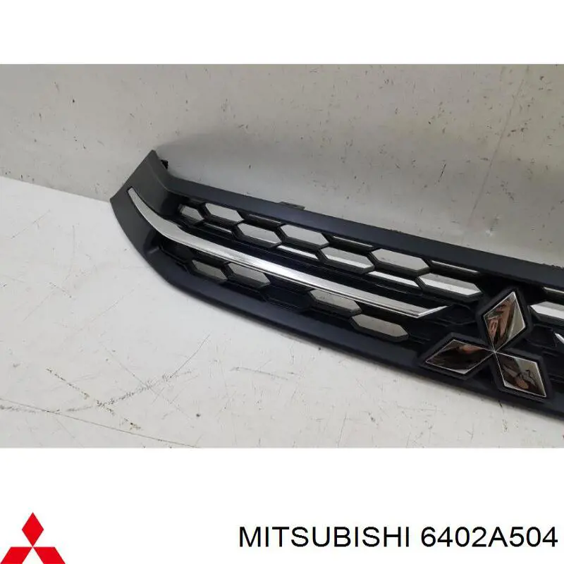 Kratka zderzaka przedniego górna Mitsubishi 6402A504 cena, od 37,97 USD