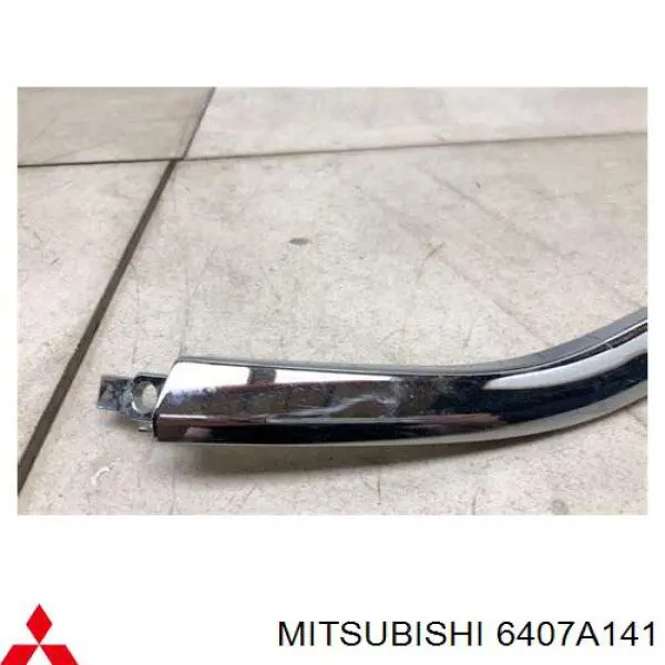 6407A141 Mitsubishi Listwa ochronna zderzaka przedniego lewa
