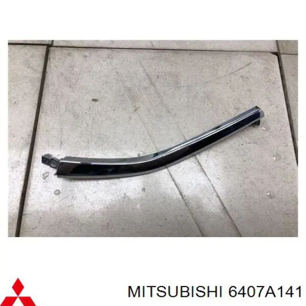 Do koszyka 6407A141 Mitsubishi Listwa ochronna zderzaka przedniego lewa