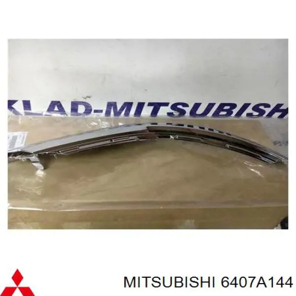 Listwa ochronna kratki zderzaka przedniego prawa Mitsubishi Outlander 3 (GF, GG)