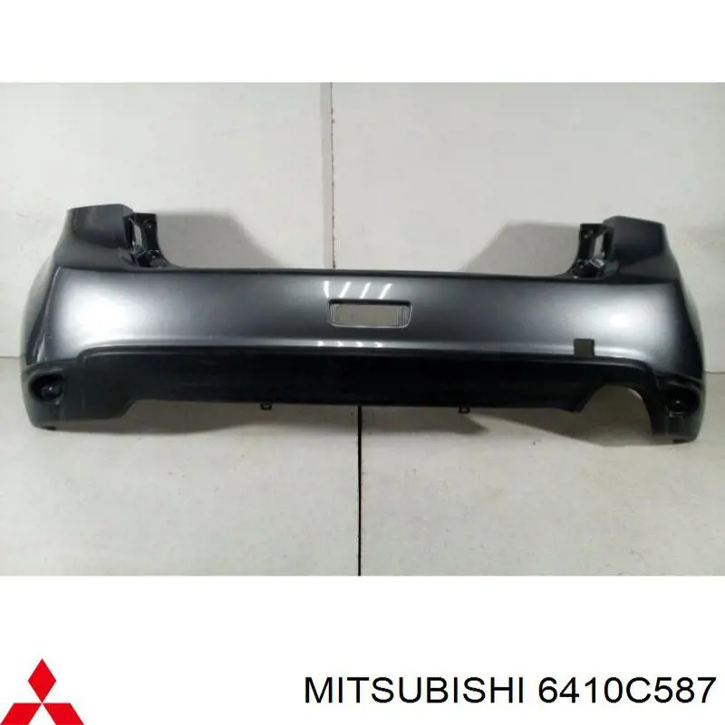 6410C587 Mitsubishi Zderzak tylny