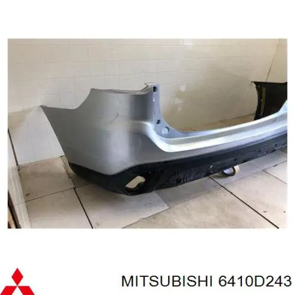 6410D243 Mitsubishi Zderzak tylny