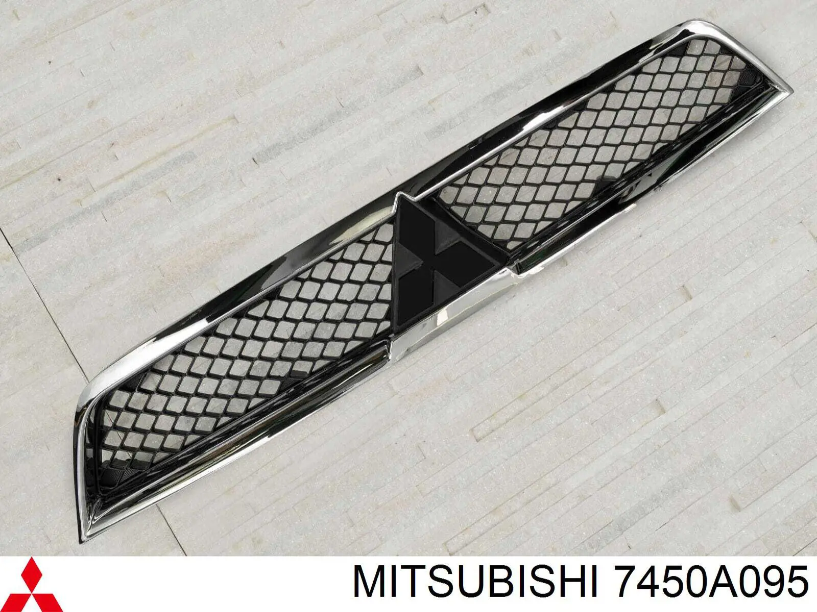Atrapa chłodnicy Mitsubishi 7450A095 cena, od 43,32 USD