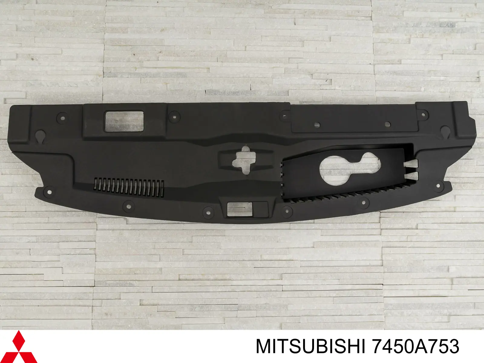 7450A753 Mitsubishi Dyfuzor chłodnicy górny