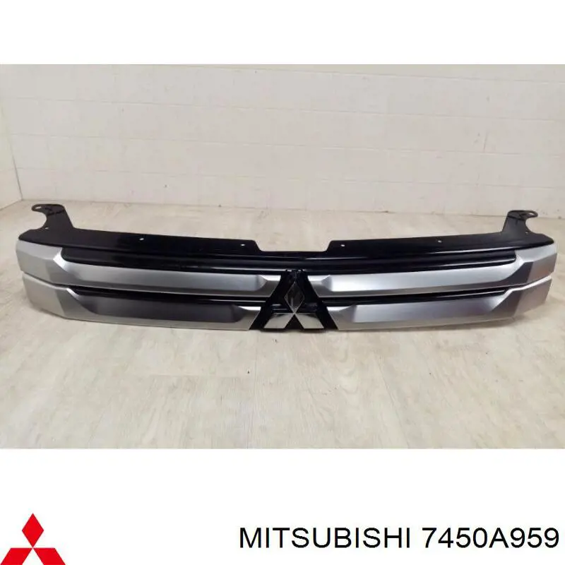 7450A959 Mitsubishi Atrapa chłodnicy