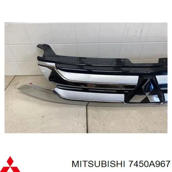 Do koszyka Atrapa chłodnicy Mitsubishi Outlander III GF, GG