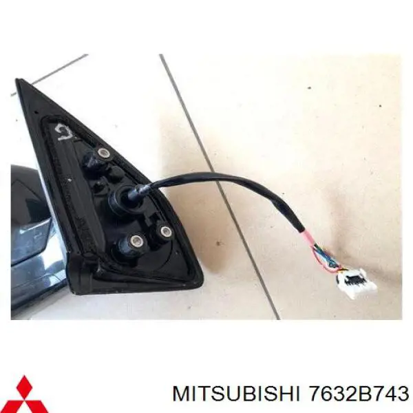 Lusterko wsteczne lewe Mitsubishi Outlander II XL SUV (CWW) (2005 - 2012) cena, od 320,68 USD