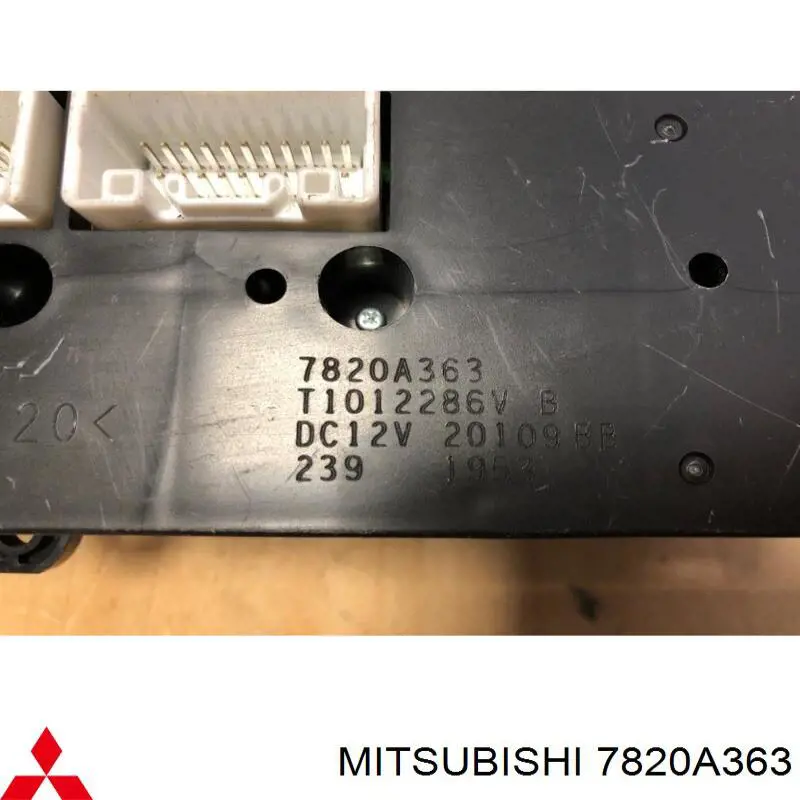 Sterownik trybów ogrzewania/klimatyzacji Mitsubishi Pajero SPORT II SUV (KH) (2008 - 2014) cena, od  