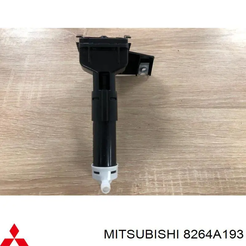 Dysza spryskiwacza reflektora przedniego lewego Mitsubishi 8264A193 cena, od 26,04 USD