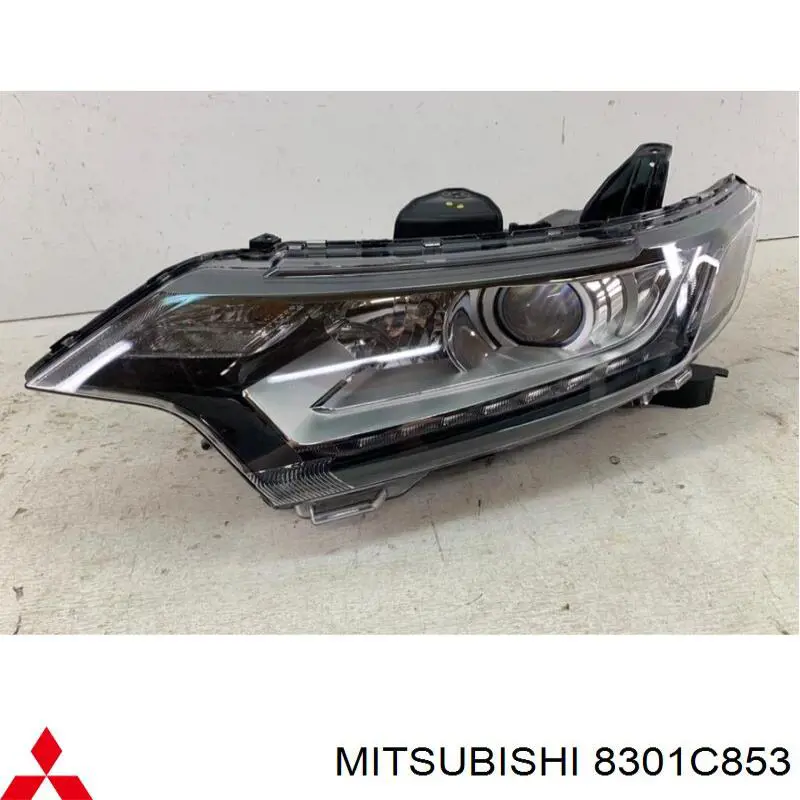 Reflektor lewy Mitsubishi 8301C853 cena, od 244,68 USD