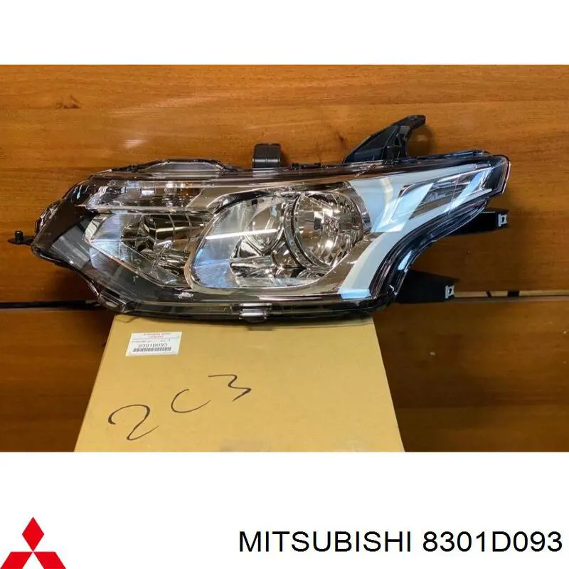 Reflektor lewy Mitsubishi Outlander III SUV (GF, GG) (2010 - 2022) cena, od 267,87 USD