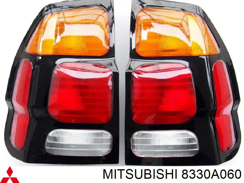 8330A060 Mitsubishi Lampa zespolona tylna prawa
