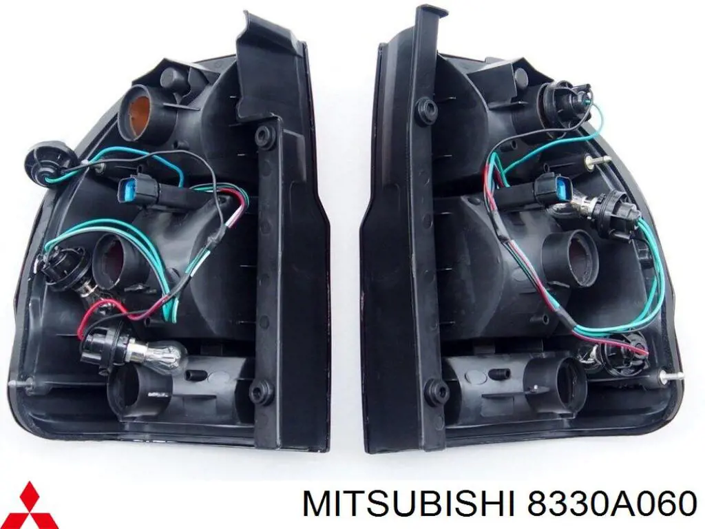 Lampa zespolona tylna prawa Mitsubishi 8330A060 cena, od 90,08 USD