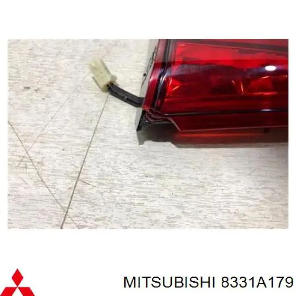 Lampa zespolona tylna lewa wewnętrzna Mitsubishi Outlander (GG, GF)